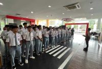 Study Tour SMK NU 01 Kendal ke Dealer Astra Motor Center Semarang, Jumat (31/1/2025), mulai pagi hingga siang hari. Foto : Dok.Honda