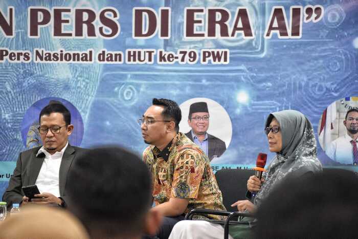Acara Dialog 5 Rektor bertema 