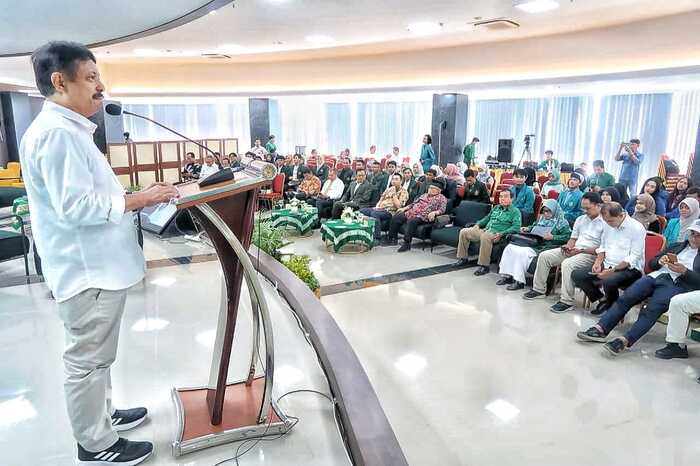 Ketua PWI Jateng, Amir Machmud pada saat acara Dialog 5 Rektor bertema 