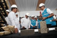 -PAVING FABA- Sepanjang 2024, PLN berhasil menyalurkan 270.000 paving FABA di wilayah Jateng DIY dari total pemanfaatan 3,4 juta ton FABA hasil produksi PLTU di Indonesia. Foto : Dok.PLN/metrojateng.id