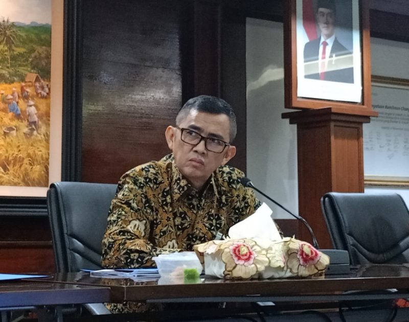 SOLID - Kepala Kantor Perwakilan Bank Indonesia (KPwBi) Provinsi Jateng Rahmat Dwisaputra saat memberikan keterengan pertumbuhan ekonomi Jateng yang tetap solid di tahun 2025, pada media briefing, Senin (17/2/2025) di kantornya. (tya)
