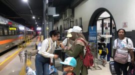 -MICE KAI WISATA- Pada masa angkutan lebaran 2025 kali ini, Meetings, Incentives, Conventions, and Exhibitions (MICE) KAI Wisata mendukung kegiatan mudik BUMN dan Swasta untuk akomodasi dan konsumsi rombongan peserta mudik sebanyak 23.090 orang. Foto : Dok.KAI/metrojateng.id