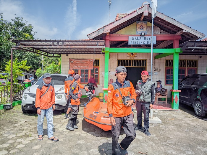 -RESPON CEPAT- Pemerintah Provinsi Jawa Tengah sigap merespon banjir yang kembali melanda Kabupaten Grobogan. Foto : Dok.Pemprov/metrojateng.id