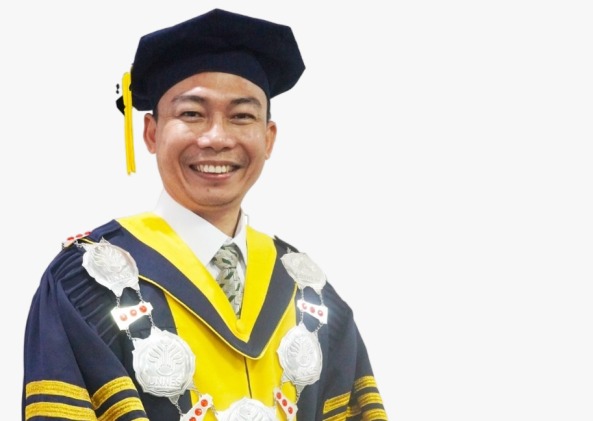 -ALI MASYHAR MURSYID- Dekan Fakultas Hukum Universitas Negeri Semarang (UNNES), Prof. Dr. Ali Masyhar Mursyid, SH, MH,. Foto : Dok.Kejaksaan/metrojateng.id