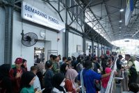 -RAMAI- Selama 5 hari Masa Mudik Lebaran, Stasiun di Semarang kedatangan 43.000 pemudik. Foto : Dok.KAI/metrojateng.id