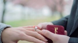 KLASIK - Alegria design, yang merupakan desain klasik untuk berlian alami. Frank Fire sebagai Signature Branded Diamond dari Frank & co.  Dihiasi berlian round brilliant 3.53 carat. (ist/tya)