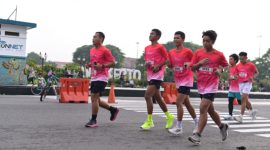 FUN  RUN - Ratusan pelari ramaikan Smartfren Fun Run 2025 di Purwokerto. (ist/tya)