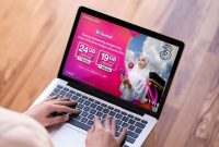 - TRI IBADAH- Tri Ibadah hadir untuk menyediakan koneksi jaringan yang kuat untuk kebutuhan layanan data seperti video call, panggilan telepon, hingga SMS, sehingga jamaah dapat tetap terhubung secara real-time dengan orang-orang terdekat. Foto : Dok.Humas/metrojateng.id