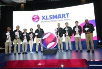 - XLSMART- CEO Rajeev Sethi, bersama jajaran direksi XLSMART memperkenalkan Identitas XLSMART 