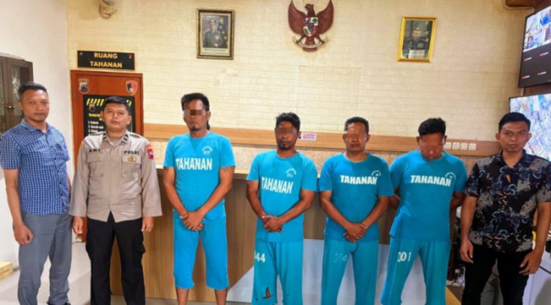 TERSANGKA - empat pelaku pengrusakan dan pencurian aset milik PT KAI DAOP IV Semarang yang berada di jln Gergaji  Semarang, berhasil diamankan aparat Polda Jateng. (ist)