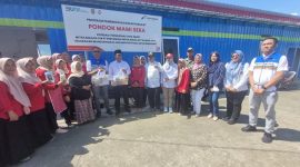 - MAMI SERA- Wakil Walikota Semarang, Iswar Aminudin, bersama Area Manager Corporate Communication dan CSR Pertamina Patra Niaga Regional Jawa Bagian Barat, Taufiq Kurniawan, Camat Tugu, Eko Padang, Lurah Mangunharjo, dan perwakilan MAMI SERA, meresmikan Pondok MAMI SERA, di Kelurahan Mangunharjo, Kecamatan Tugu, Kota Semarang, Minggu (25/5/2025). Foto : ist/metrojateng.id