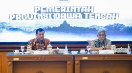 Gubernur Jateng, Ahmad Luthfi saat memimpin rapat bersama pimpinan Forkopimda dan 35 bupati serta walikota secara zoom, Kamis 4 September 2025.