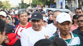 Wakil Gubernur Jawa Tengah Taj Yasin Maimoen melebur dalam lautan masyarakat pada puncak perayaan RRI Fest 2025 yang digelar LPP RRI Semarang, Minggu 7 September 2025.