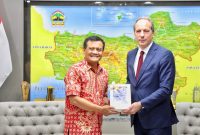Duta Besar Prancis untuk Indonesia, Fabien Penone saat bertemu Gubernur Jawa Tengah Ahmad Luthfi, di kantor Gubernur, Kota Semarang, Kamis 25 September 2025.