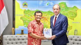 Duta Besar Prancis untuk Indonesia, Fabien Penone saat bertemu Gubernur Jawa Tengah Ahmad Luthfi, di kantor Gubernur, Kota Semarang, Kamis 25 September 2025.