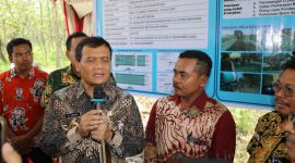 Gubernur Jawa Tengah Ahmad Luthfi meninjau langsung perbaikan (preservasi) ruas Jalan Todanan–Ngawen, Kabupaten Blora, pada Jumat, 26 September 2025. 