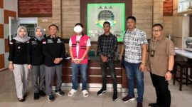 TERSANGKA - Kantor Wilayah Direktorat Jenderal Pajak (Kanwil DJP) Jawa Tengah I resmi menyerahkan tersangka DW, Direktur PT GBP, kepada Kejaksaan Negeri Semarang. (ist)