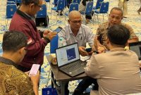 PELATIHAN - Civitas Akadeki UNDIP tengah melakukan aktivasi akun Coretax DJP yang digelar oleh Kanwil DJP Jawa Tengah I di Gedung Serbaguna Moeladi Dome. (ist)