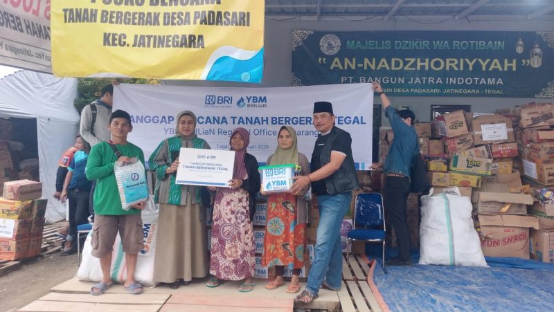 BRI menyalurkan paket bantuan darurat untuk meringankan beban para korban tanah gerak di Desa Padasari, Kecamatan Jatinegara, Kabupaten Tegal.