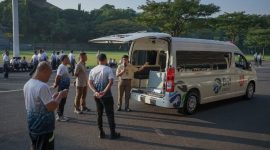 - BANTUAN AMBULANS – PT Bank Rakyat Indonesia (Persero) Tbk melalui program Tanggung Jawab Sosial dan Lingkungan (TJSL) menyerahkan bantuan satu unit ambulans kepada Kodam IV/Diponegoro di Semarang, Jumat (8/5/2026). Bantuan tersebut merupakan bentuk dukungan BRI terhadap pelayanan kesehatan dan kegiatan kemanusiaan. Foto : Dok.BRI/metrojateng.id