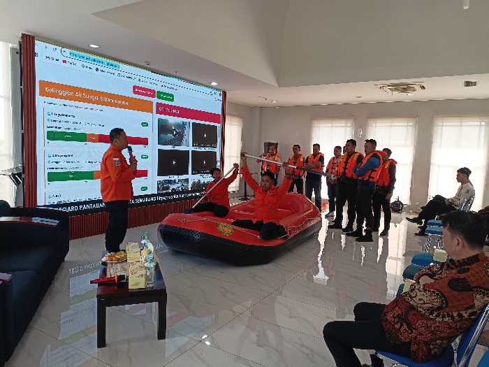 - KESIAPSIAGAAN - BRI Kantor Cabang Semarang Brigjen Sudiarto menggelar Sosialisasi Business Continuity Management (BCM) Penanganan Bencana Banjir dan Kebakaran sebagai upaya meningkatkan kesiapsiagaan pekerja dalam menghadapi kondisi darurat, Selasa (26/5/2026). FOTO : DOK.BRI/METROJATENG.ID