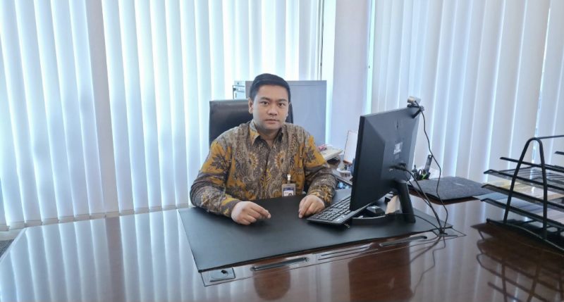 Pemimpin Kantor Cabang BRI Salatiga, Matthew Spencer.