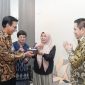 SAPA NASABAH: Direktur Micro BRI, Akhmad Purwakajaya, bersama Regional CEO BRI Semarang, Bernadi Kurniawan, dan jajaran BRI Pattimura Semarang turun langsung menyapa serta melayani nasabah dalam peringatan Hari Pelanggan Nasional, Jumat (4/9/2026). Nasabah juga mendapatkan bingkisan sebagai bentuk apresiasi BRI. Foto : Dok.BRI/metrojateng.id